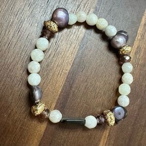 Elegant Gemstone & Mother of Pearl Beaded Stretch Bracelet Gold Accents 6.5”
